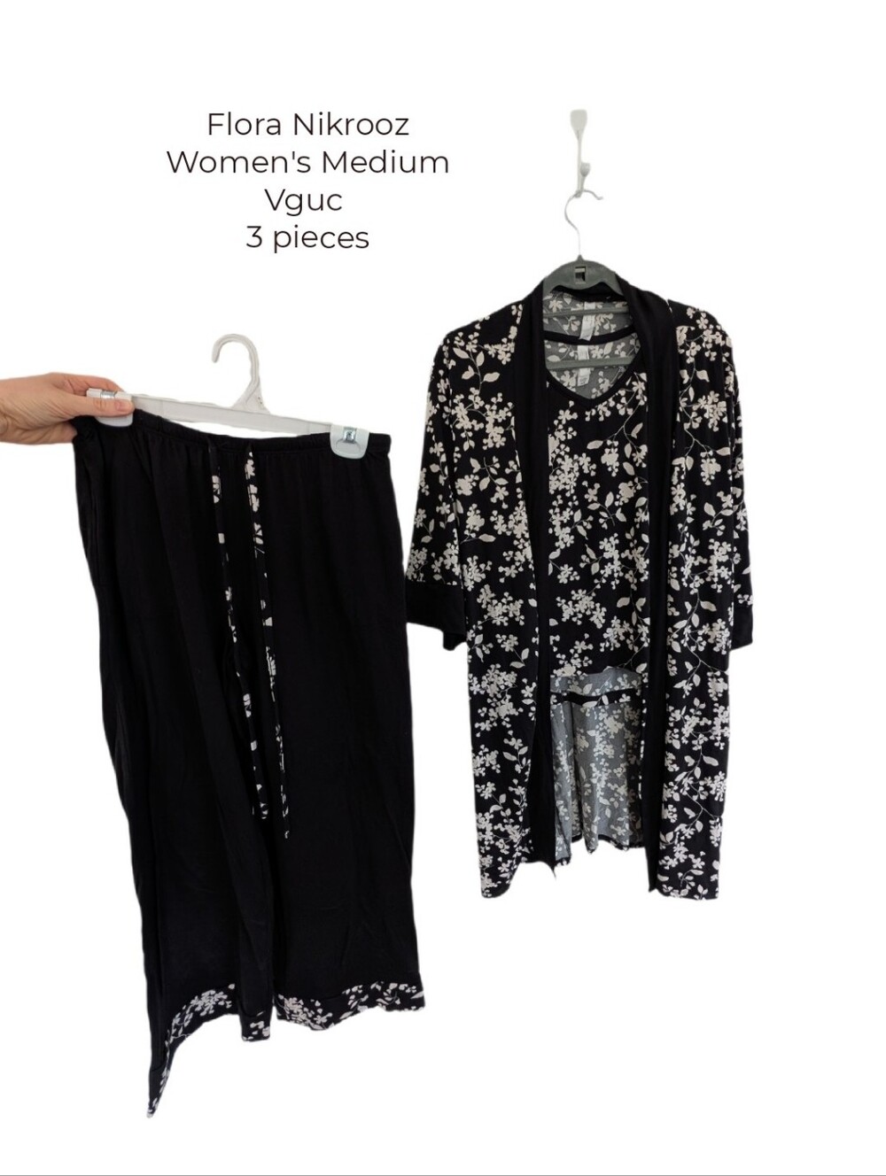 🩵 4/$20 Women's Medium Flora Nikrooz Black and White Floral 3-Piece Sleep Set